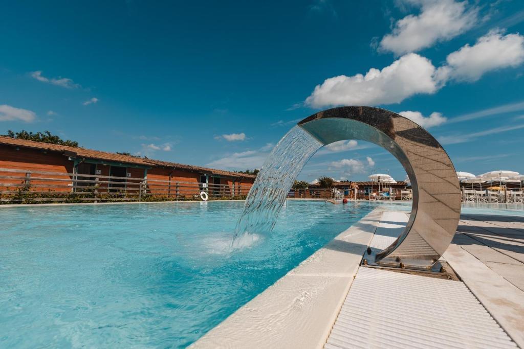 Natural Village Resort ปอร์โต โปเตนซา ปีเชนา ภายนอก รูปภาพ